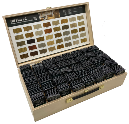 Sample set 2025 Wooden case – Oil Plus 2C Comp A