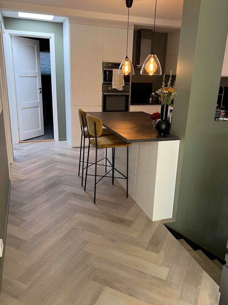 Aspecta GD55 Almond XL Plank all-in